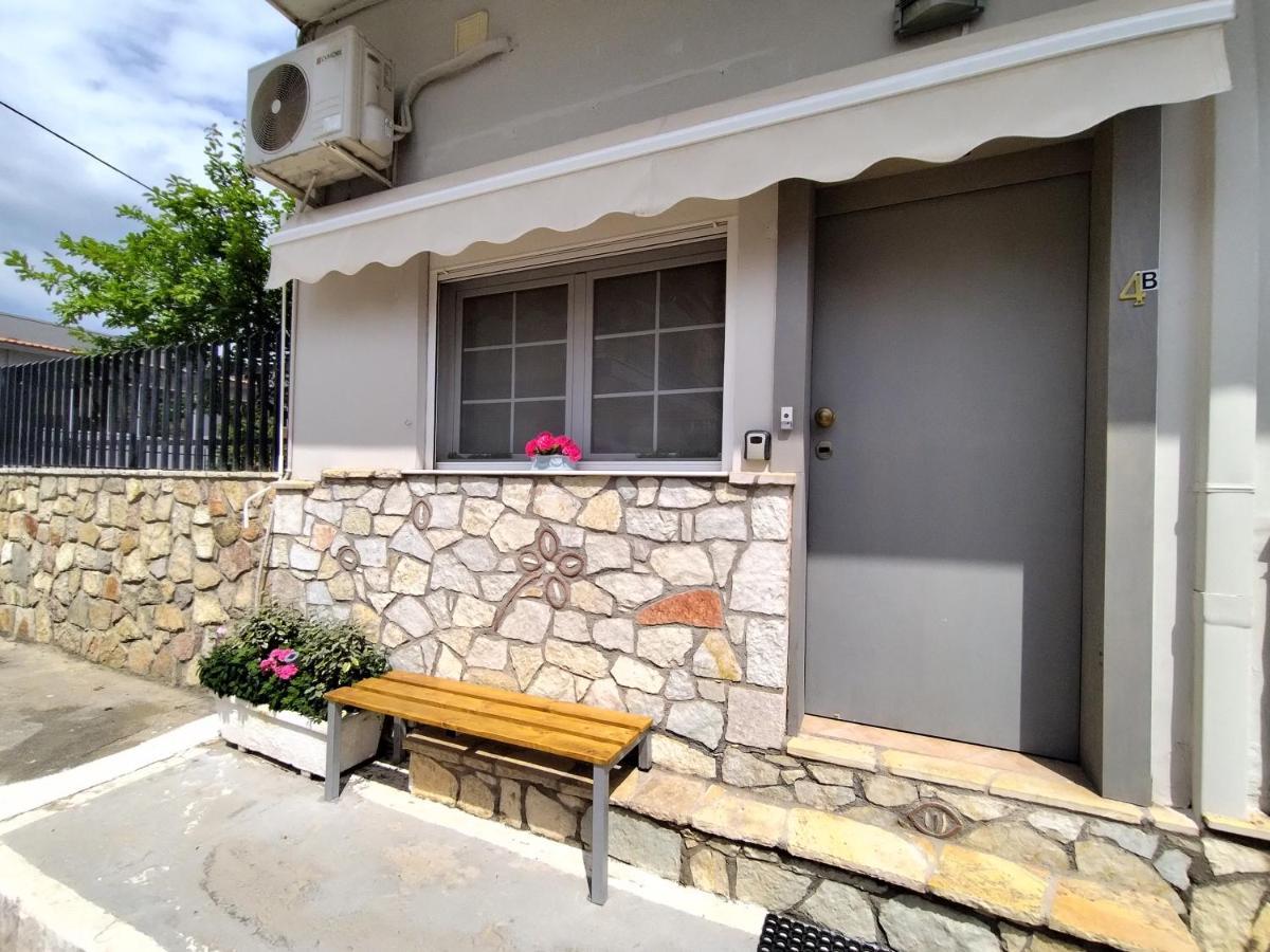 KirraLuxury Seafront House Nearby Delphiアパートメント エクステリア 写真